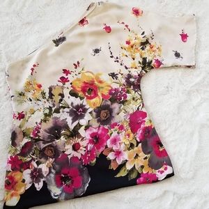 Allen B.By Allen Schwartz One Shoulder Top